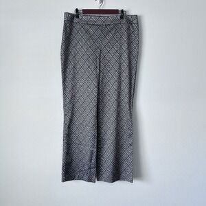 Worthington Size 16 Wide Leg Dress Pants Shimmery Black & Silver‎ Formal Print